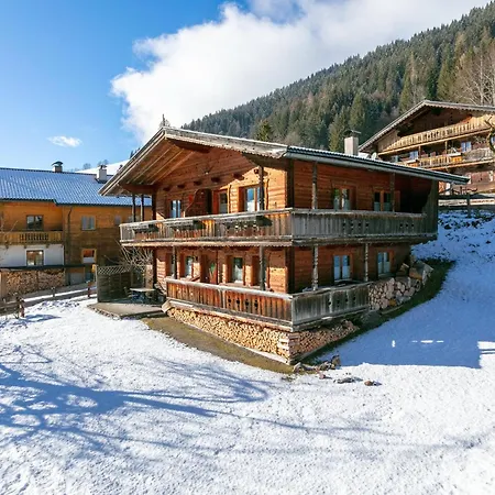 Huberhof Tatil Evi *